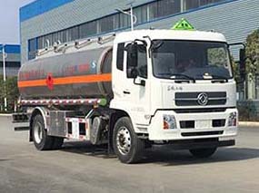 CLW5180GYYLD6型铝合金运油车