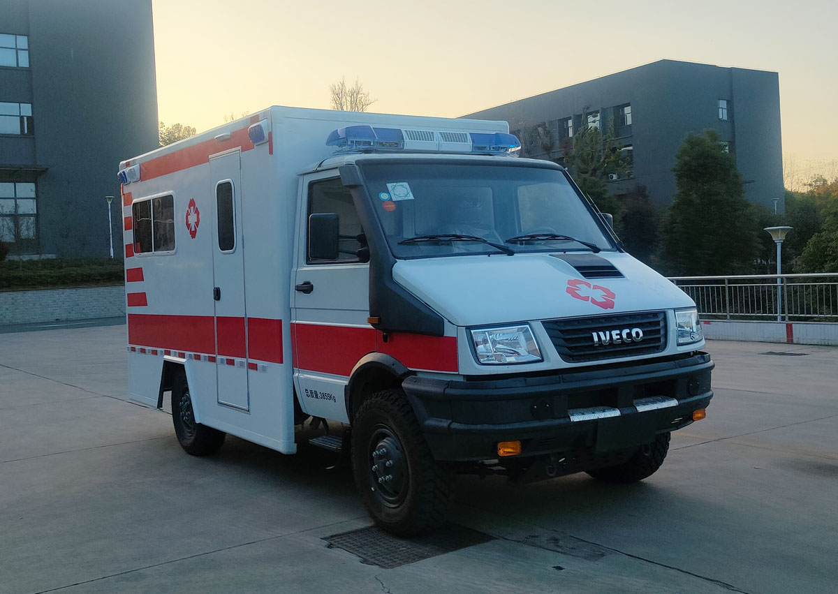 CLW5044XJHCDP型救护车