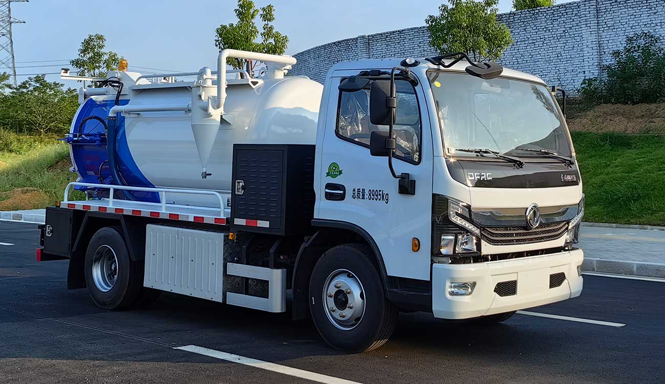 STD5090GXWEQGFEV型純電動吸污車