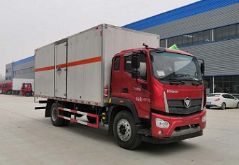 CLW5180XZWB6型杂项危险物品厢式运输车