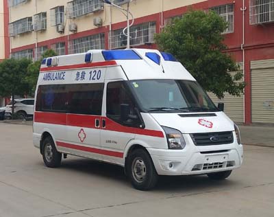 CLW5043XJHJ6型救护车