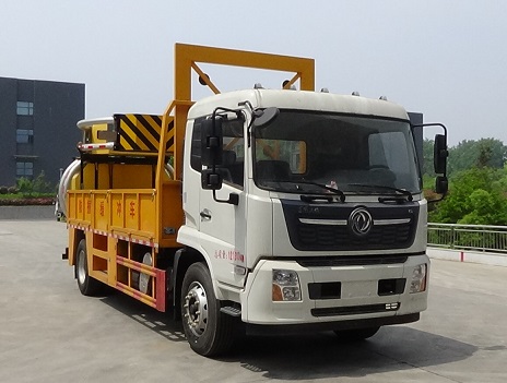 CLW5120TFZ6HL型防撞缓冲车