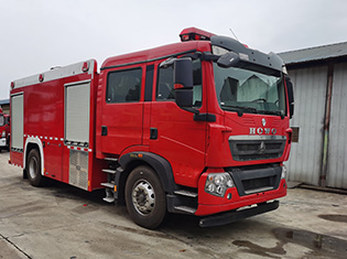 CLW5190GXFSG80/HW型水罐消防车