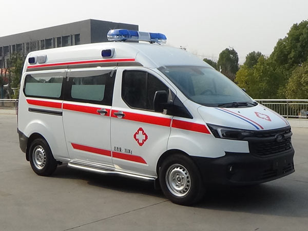 CLW5042XJH6QT型救护车