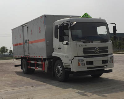 CLW5180XZWD6型杂项危险物品厢式运输车