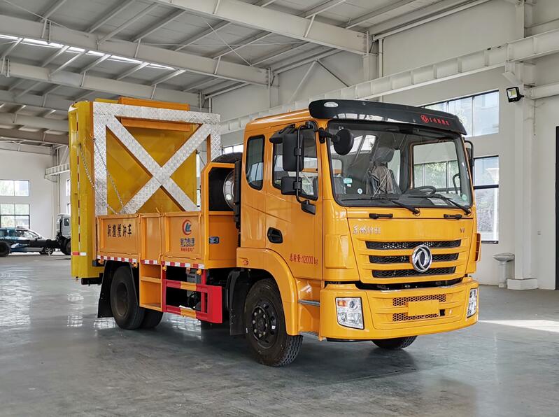 CLW5120TFZE6型防撞缓冲车