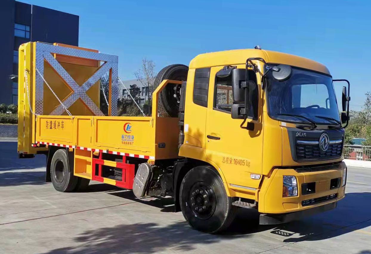 CLW5160TFZD6型防撞缓冲车