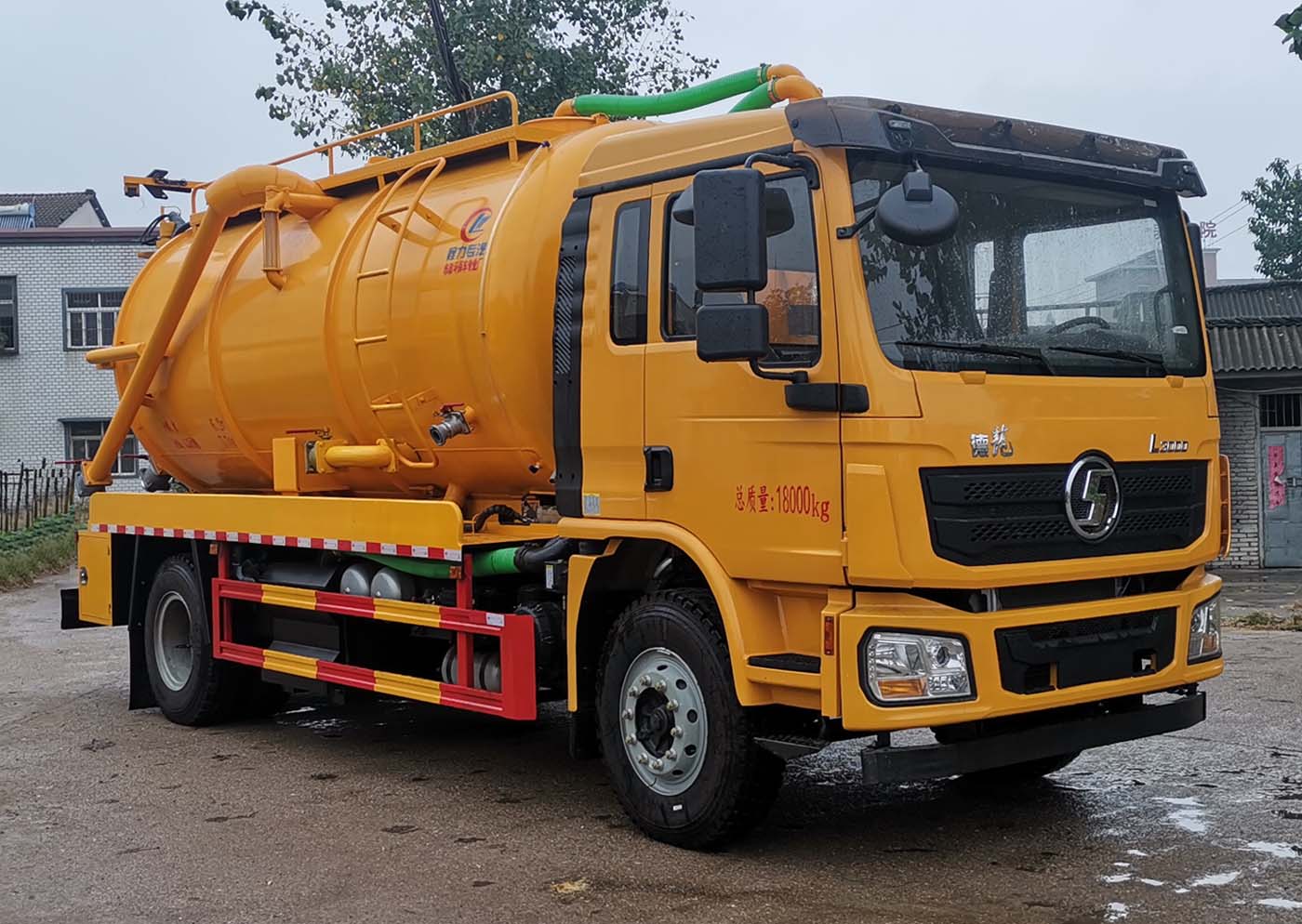 CLW5180GQWBHA型清洗吸污车
