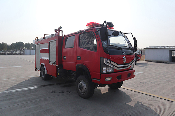 CLW5090GXFSG35/AXF型水罐消防车