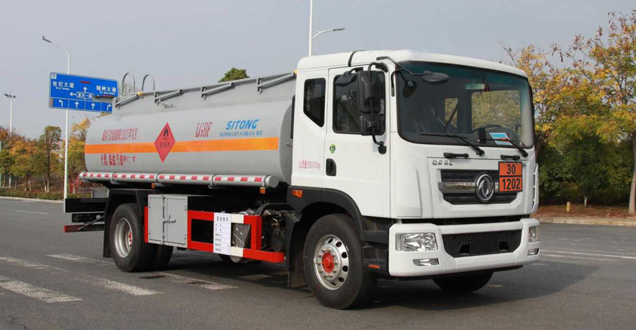 STD5185GYYEQ6型运油车