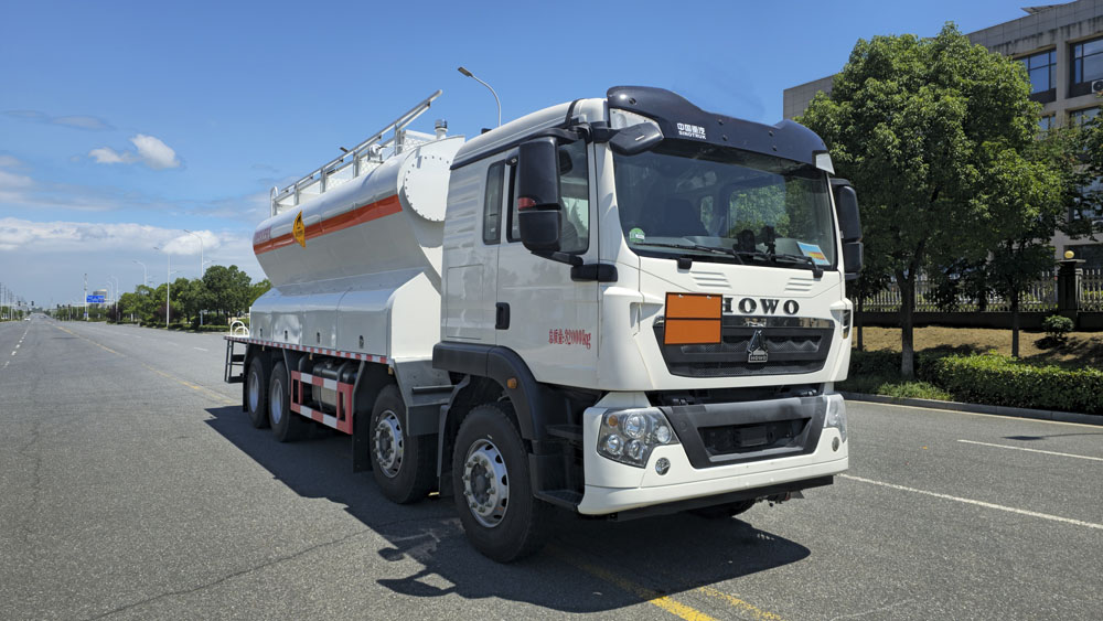 STD5325THRZ6型现场混装乳化炸药车