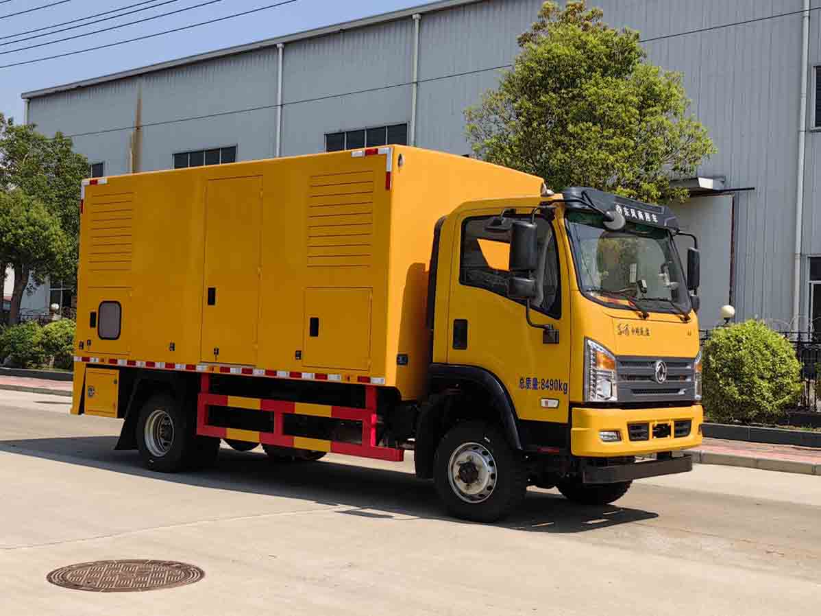 CLW5080XDYADR型电源车