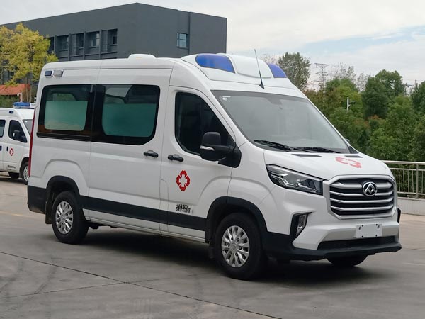 CLW5041XJHTDP型救护车