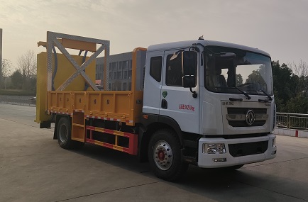 CLW5161TFZ6ZC型防撞缓冲车