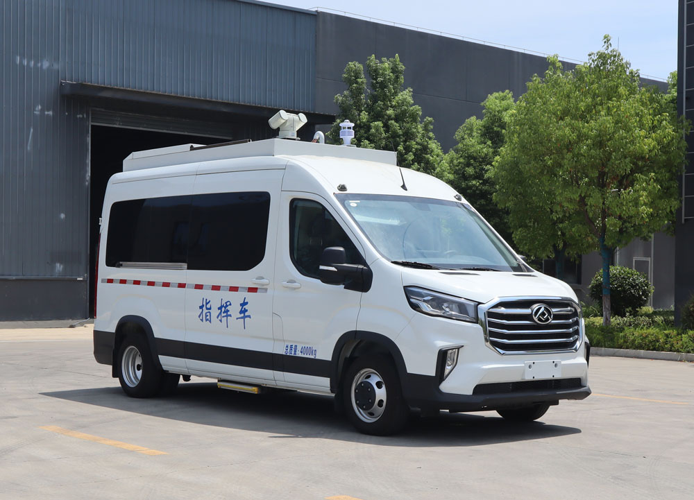 CLW5040XZHADR型指挥车