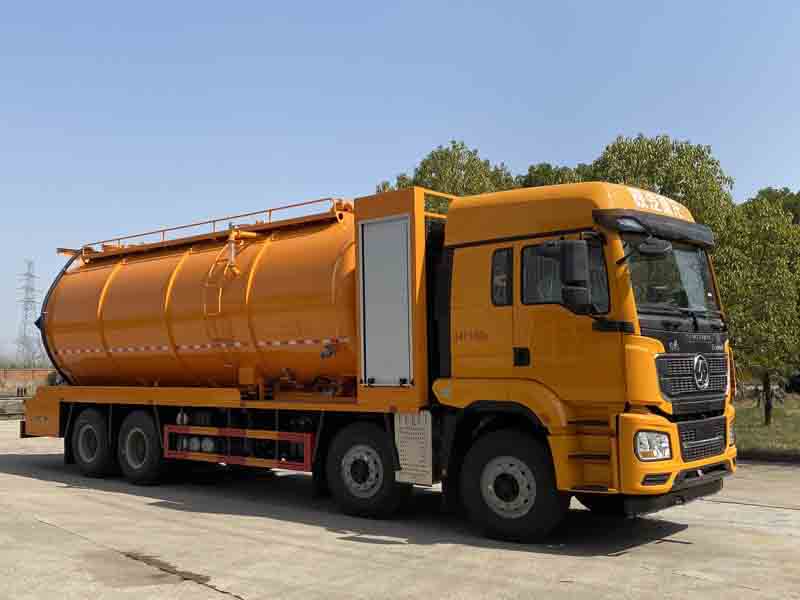 CLW5310GQWAHA型清洗吸污车