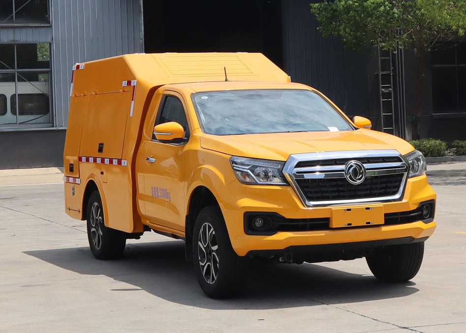 CLW5030XDYADR型电源车