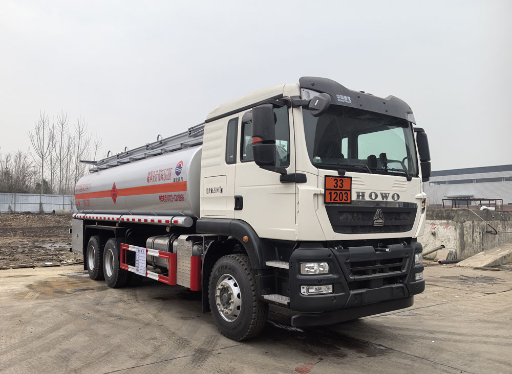 SCS5266GYYZZ6型运油车
